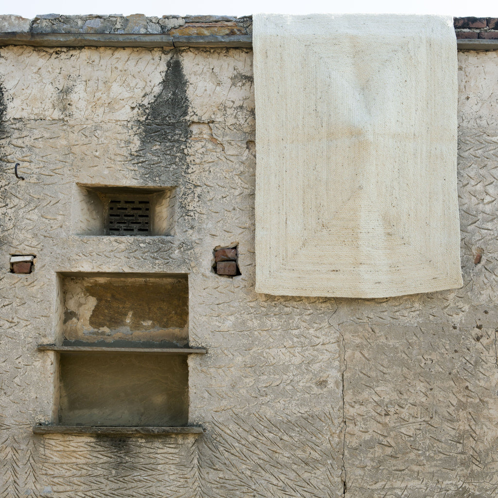 Shai Braided Jute Rug - Bleach – Dusk Furniture