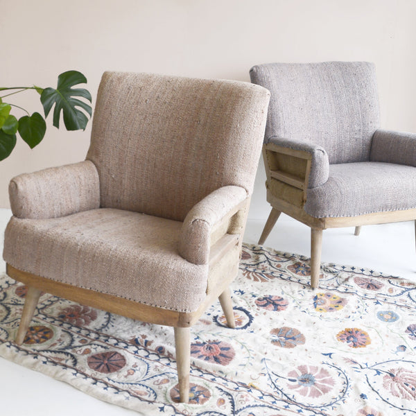 Pari Armchair